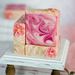 Parisian Velvet Soap with Coconut Milk